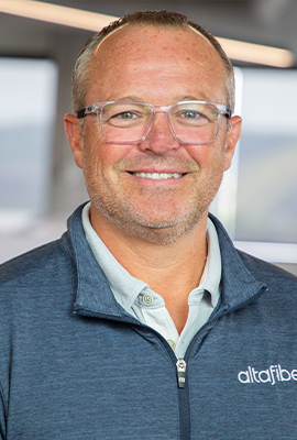 Jason E. Praeter